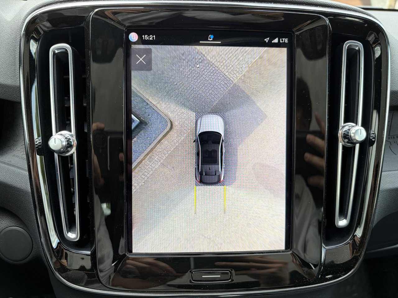 Volvo C40