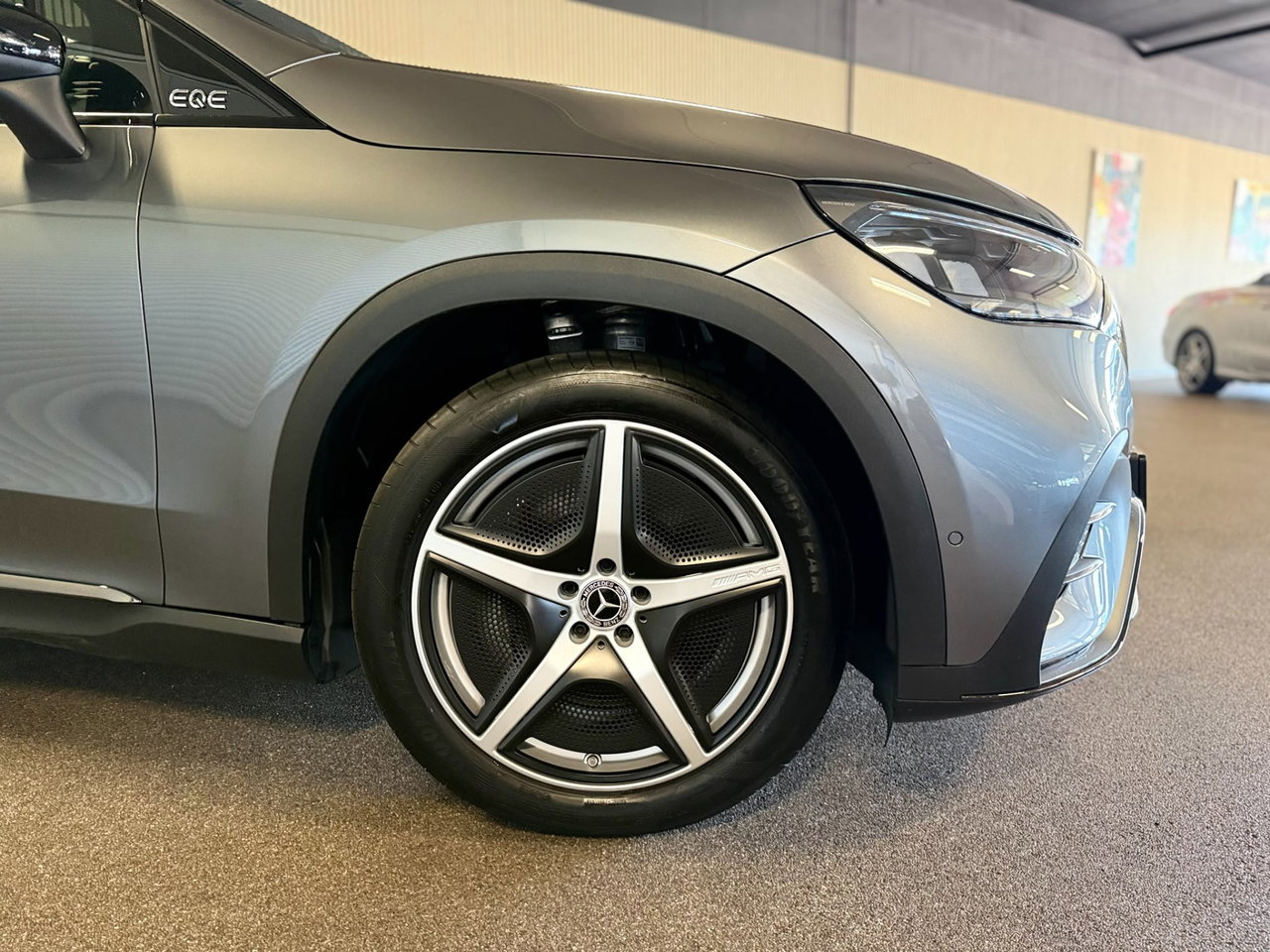Mercedes-Benz EQE