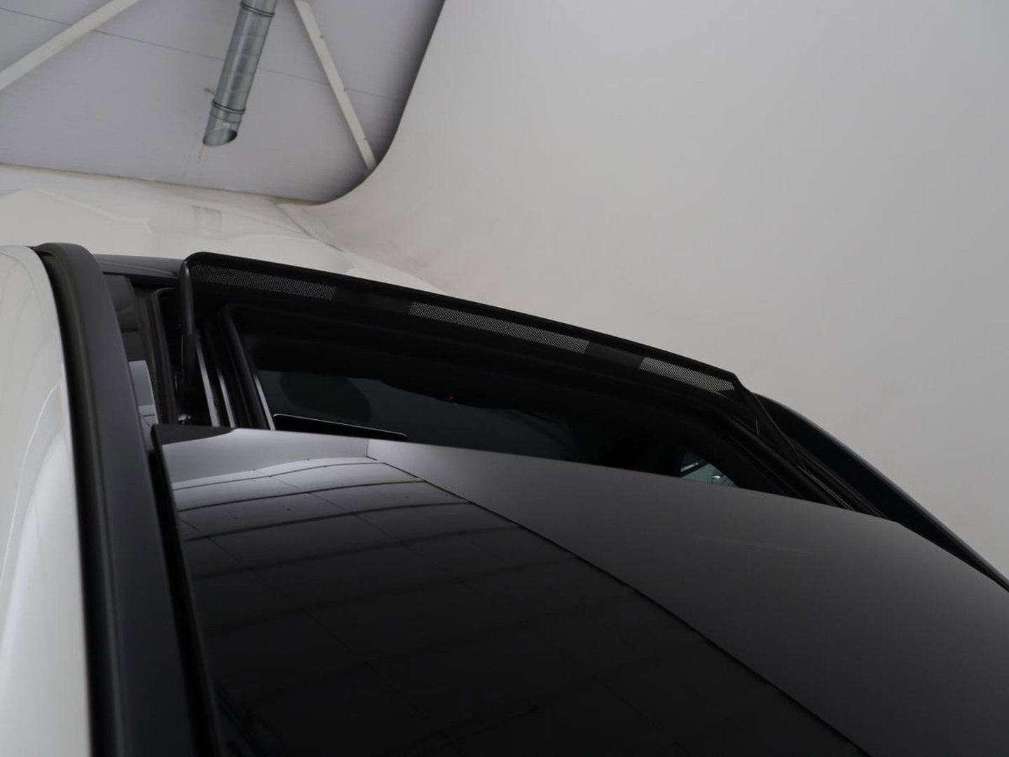 Mercedes-Benz GLC 300e 4MATIC Business Solution AMG | Panoramadak | Leder | 360 camera | Cruise control | Carplay | Sfeerverlichting | Burnmeister surround | Climate control |