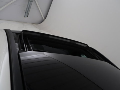 Mercedes-Benz GLC 300e 4MATIC Business Solution AMG | Panoramadak | Leder | 360 camera | Cruise control | Carplay | Sfeerverlichting | Burnmeister surround | Climate control |