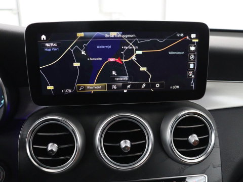 Mercedes-Benz GLC 300e 4MATIC Business Solution AMG | Panoramadak | Leder | 360 camera | Cruise control | Carplay | Sfeerverlichting | Burnmeister surround | Climate control |