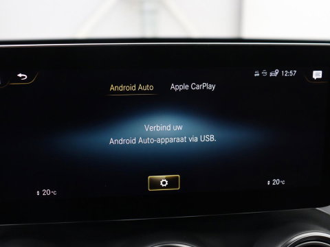 Mercedes-Benz GLC 300e 4MATIC Business Solution AMG | Panoramadak | Leder | 360 camera | Cruise control | Carplay | Sfeerverlichting | Burnmeister surround | Climate control |