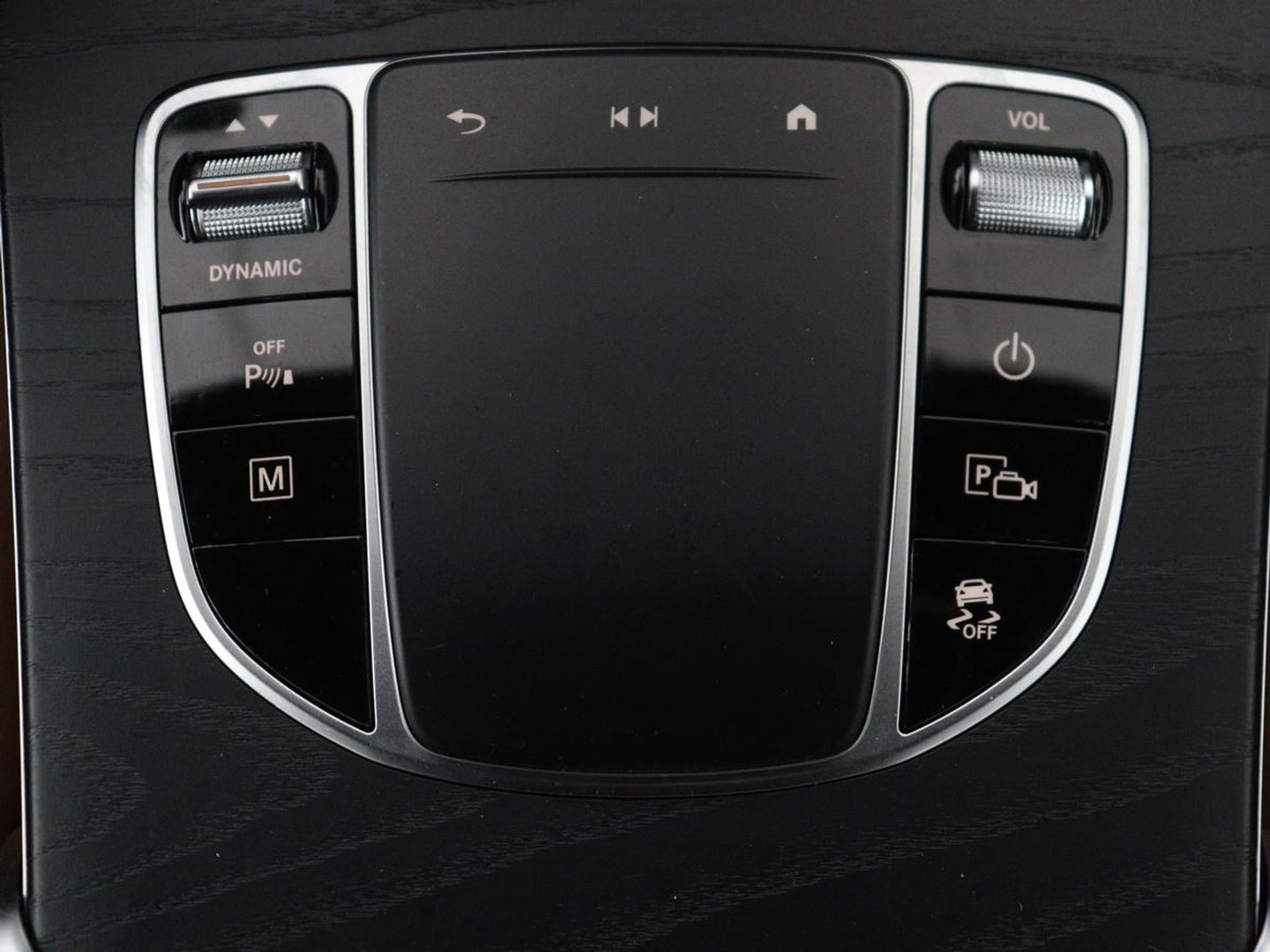 Mercedes-Benz GLC 300e 4MATIC Business Solution AMG | Panoramadak | Leder | 360 camera | Cruise control | Carplay | Sfeerverlichting | Burnmeister surround | Climate control |