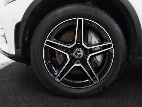 Mercedes-Benz GLC 300e 4MATIC Business Solution AMG | Panoramadak | Leder | 360 camera | Cruise control | Carplay | Sfeerverlichting | Burnmeister surround | Climate control |