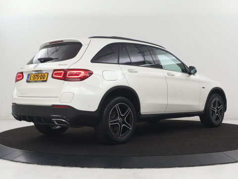 Mercedes-Benz GLC 300e 4MATIC Business Solution AMG | Panoramadak | Leder | 360 camera | Cruise control | Carplay | Sfeerverlichting | Burnmeister surround | Climate control |