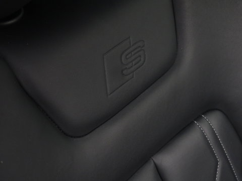 Audi A6 Limousine 55 TFSI 340PK Quattro / S6 Ed. / B&O / LED / 360°
