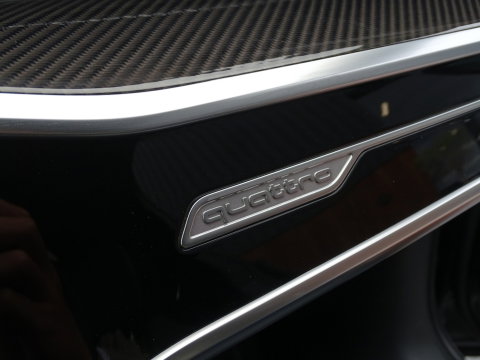Audi A6 Limousine 55 TFSI 340PK Quattro / S6 Ed. / B&O / LED / 360°