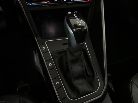 Volkswagen Polo 1.0 TSI R-Line Pano|ACC|Lane Assist|Stoelverwarming|DCC