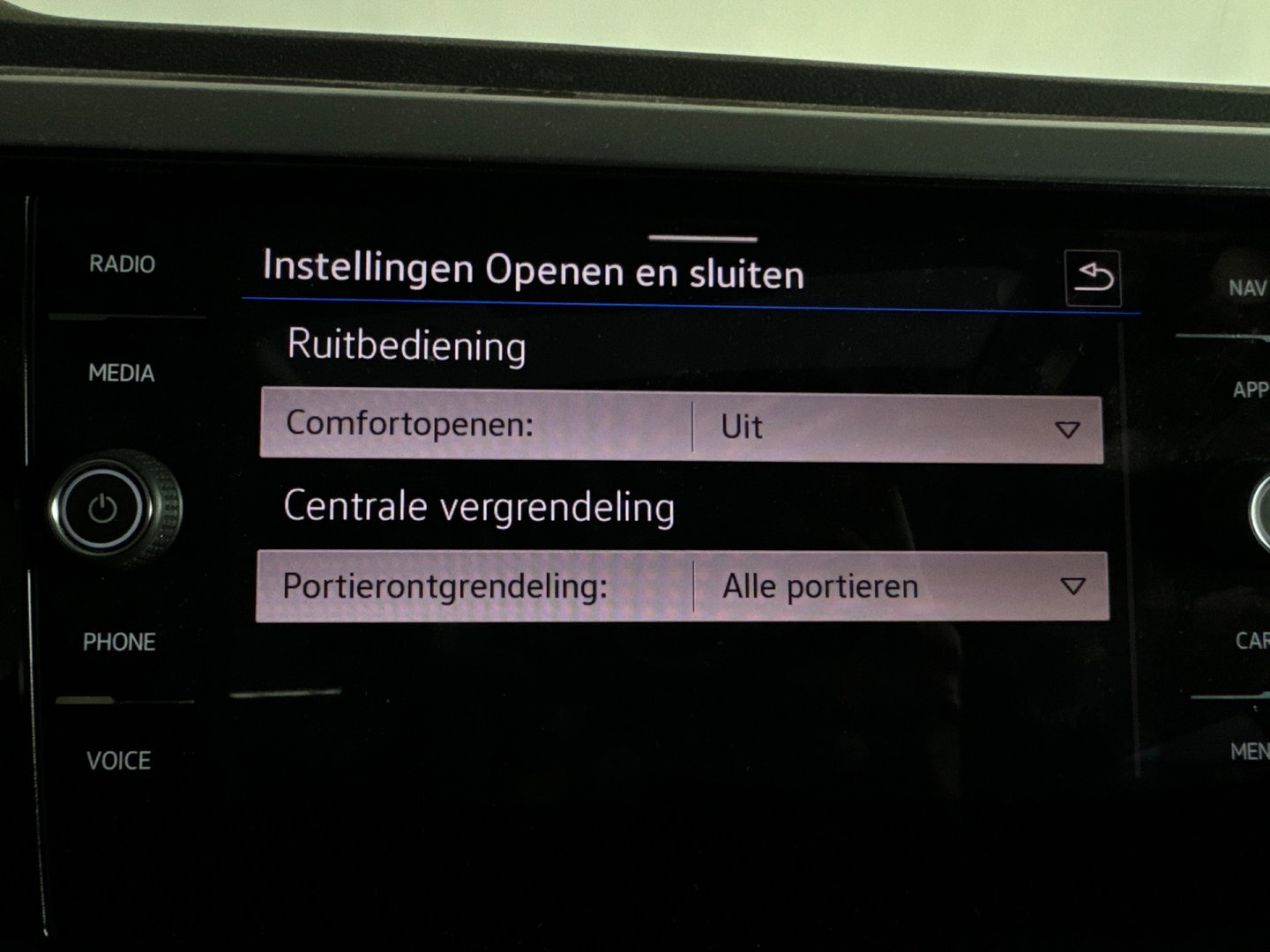 Volkswagen Polo 1.0 TSI R-Line Pano|ACC|Lane Assist|Stoelverwarming|DCC