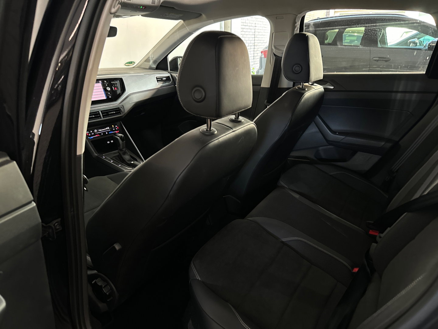 Volkswagen Polo 1.0 TSI R-Line Pano|ACC|Lane Assist|Stoelverwarming|DCC
