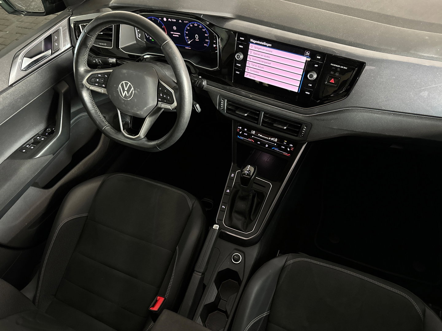 Volkswagen Polo 1.0 TSI R-Line Pano|ACC|Lane Assist|Stoelverwarming|DCC