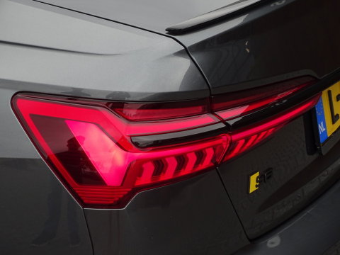 Audi A6 Limousine 55 TFSI 340PK Quattro / S6 Ed. / B&O / LED / 360°