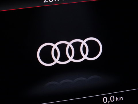 Audi A6 Limousine 55 TFSI 340PK Quattro / S6 Ed. / B&O / LED / 360°