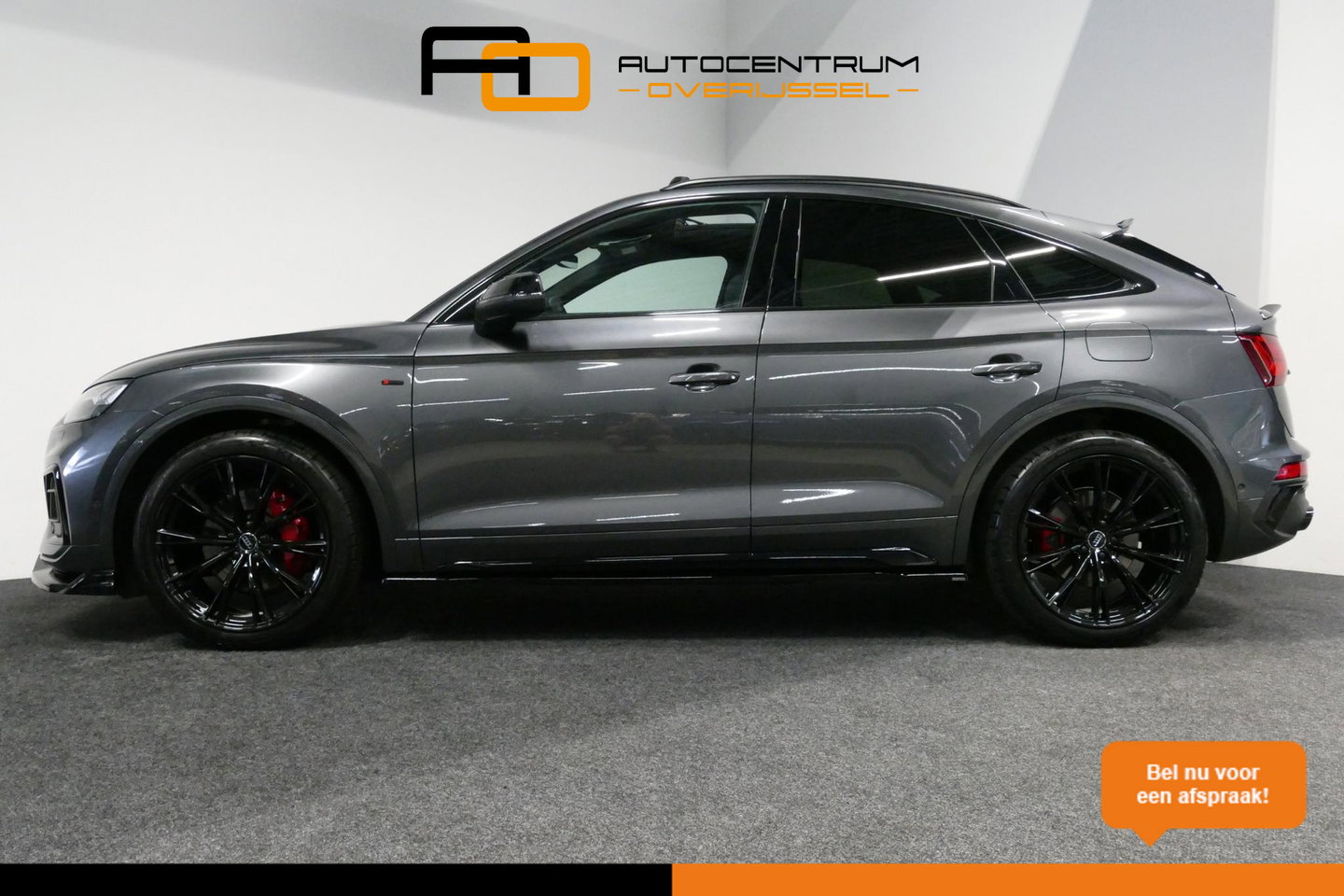 Audi Q5 Sportback 50 TFSI e S edition Competition / S-Line / SQ5 Diffuser / Maxton Design Bodykit V.2 / Panoramadak / Matrix LED / Rondomzichtcamera / Ambienteverlichting / Apple Carplay - Android Auto / Stoelverwarming / Audi Sound System / Dodehoek detectie / A