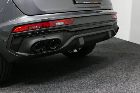 Audi Q5 Sportback 50 TFSI e S edition Competition / S-Line / SQ5 Diffuser / Maxton Design Bodykit V.2 / Panoramadak / Matrix LED / Rondomzichtcamera / Ambienteverlichting / Apple Carplay - Android Auto / Stoelverwarming / Audi Sound System / Dodehoek detectie / A