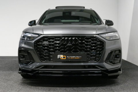 Audi Q5 Sportback 50 TFSI e S edition Competition / S-Line / SQ5 Diffuser / Maxton Design Bodykit V.2 / Panoramadak / Matrix LED / Rondomzichtcamera / Ambienteverlichting / Apple Carplay - Android Auto / Stoelverwarming / Audi Sound System / Dodehoek detectie / A