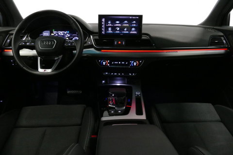 Audi Q5 Sportback 50 TFSI e S edition Competition / S-Line / SQ5 Diffuser / Maxton Design Bodykit V.2 / Panoramadak / Matrix LED / Rondomzichtcamera / Ambienteverlichting / Apple Carplay - Android Auto / Stoelverwarming / Audi Sound System / Dodehoek detectie / A