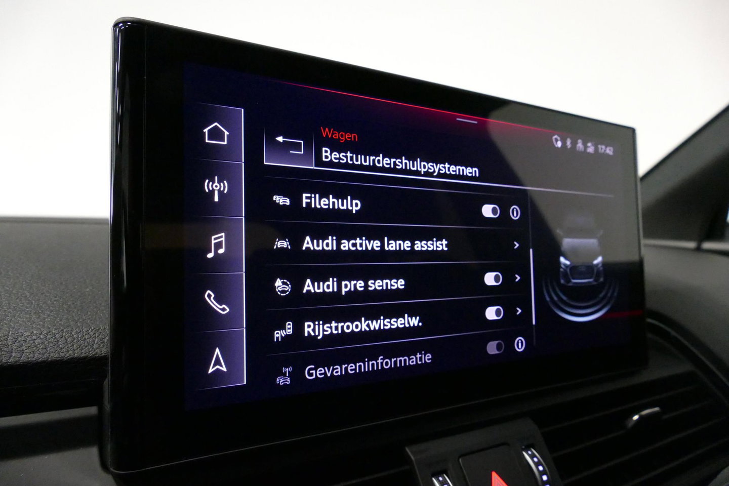 Audi Q5 Sportback 50 TFSI e S edition Competition / S-Line / SQ5 Diffuser / Maxton Design Bodykit V.2 / Panoramadak / Matrix LED / Rondomzichtcamera / Ambienteverlichting / Apple Carplay - Android Auto / Stoelverwarming / Audi Sound System / Dodehoek detectie / A