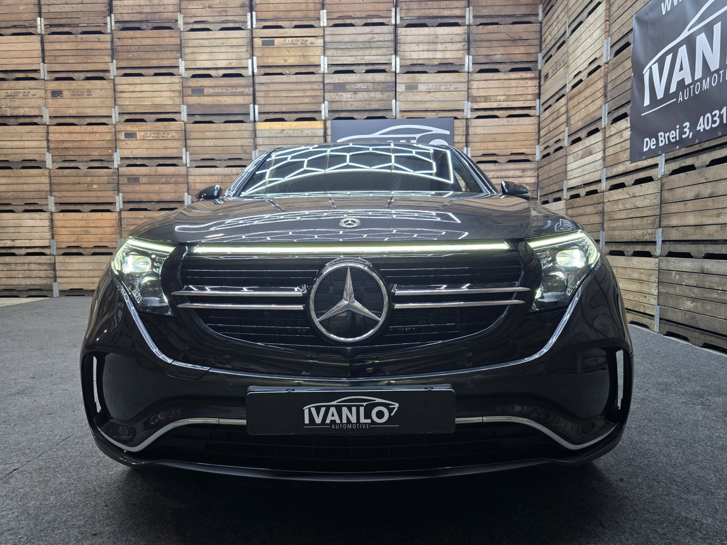 Mercedes-Benz EQC 400 4MATIC AMG Line 80 kWh Pano Advance Clima Cruise 20"LM