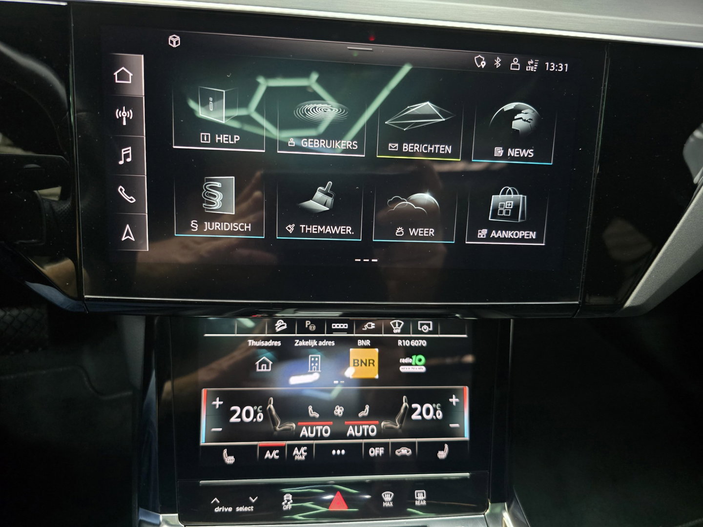 Audi e-tron 55 quattro S edition S-Line 95 kWh Pano HUD Clima LED Trekhaak 20"LM