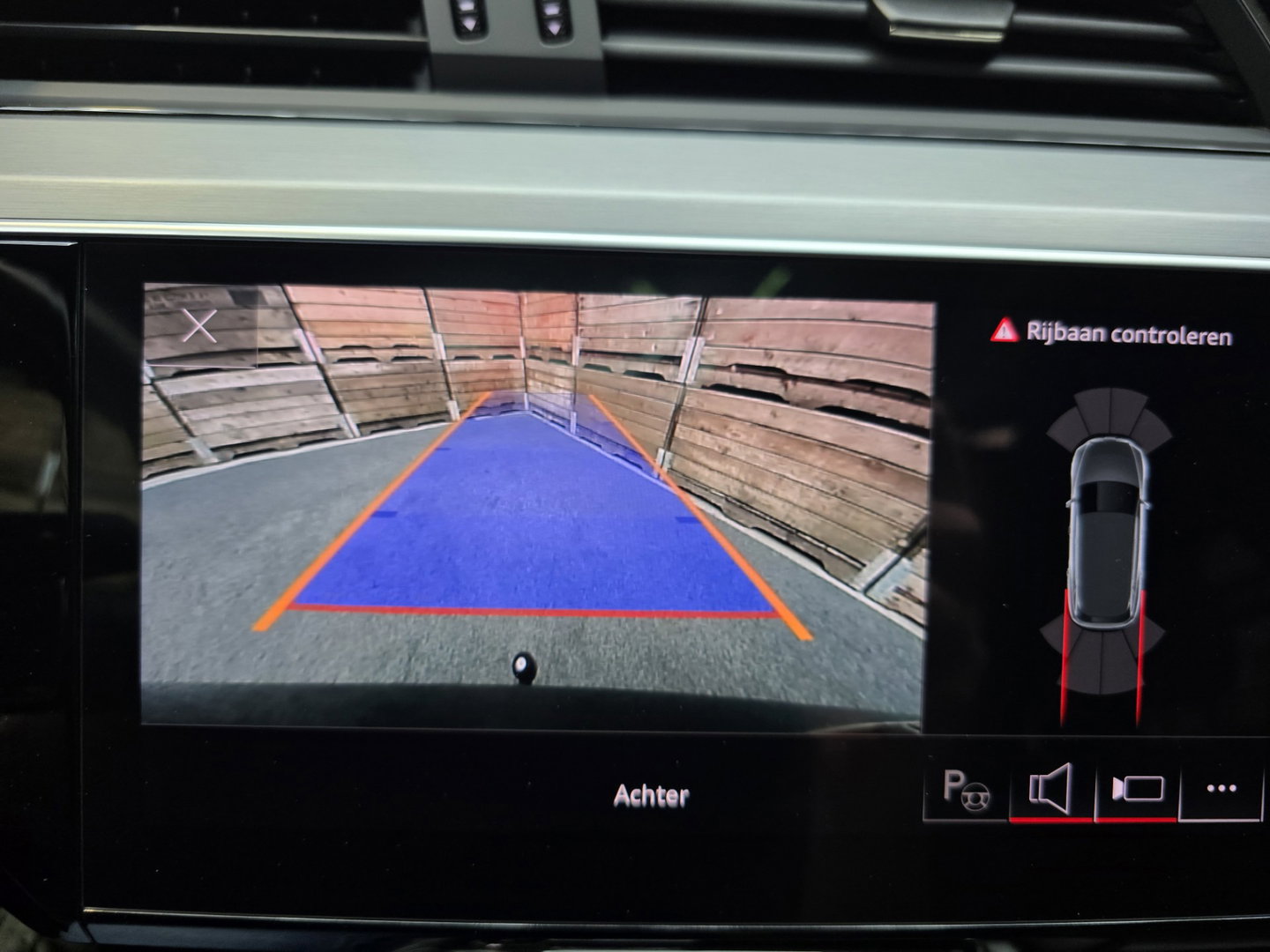 Audi e-tron 55 quattro S edition S-Line 95 kWh Pano HUD Clima LED Trekhaak 20"LM