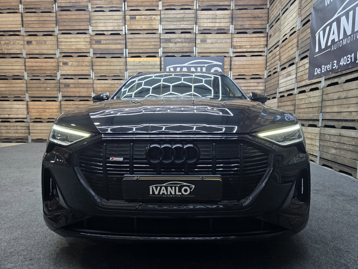 Audi e-tron 55 quattro S edition S-Line 95 kWh Pano HUD Clima LED Trekhaak 20"LM