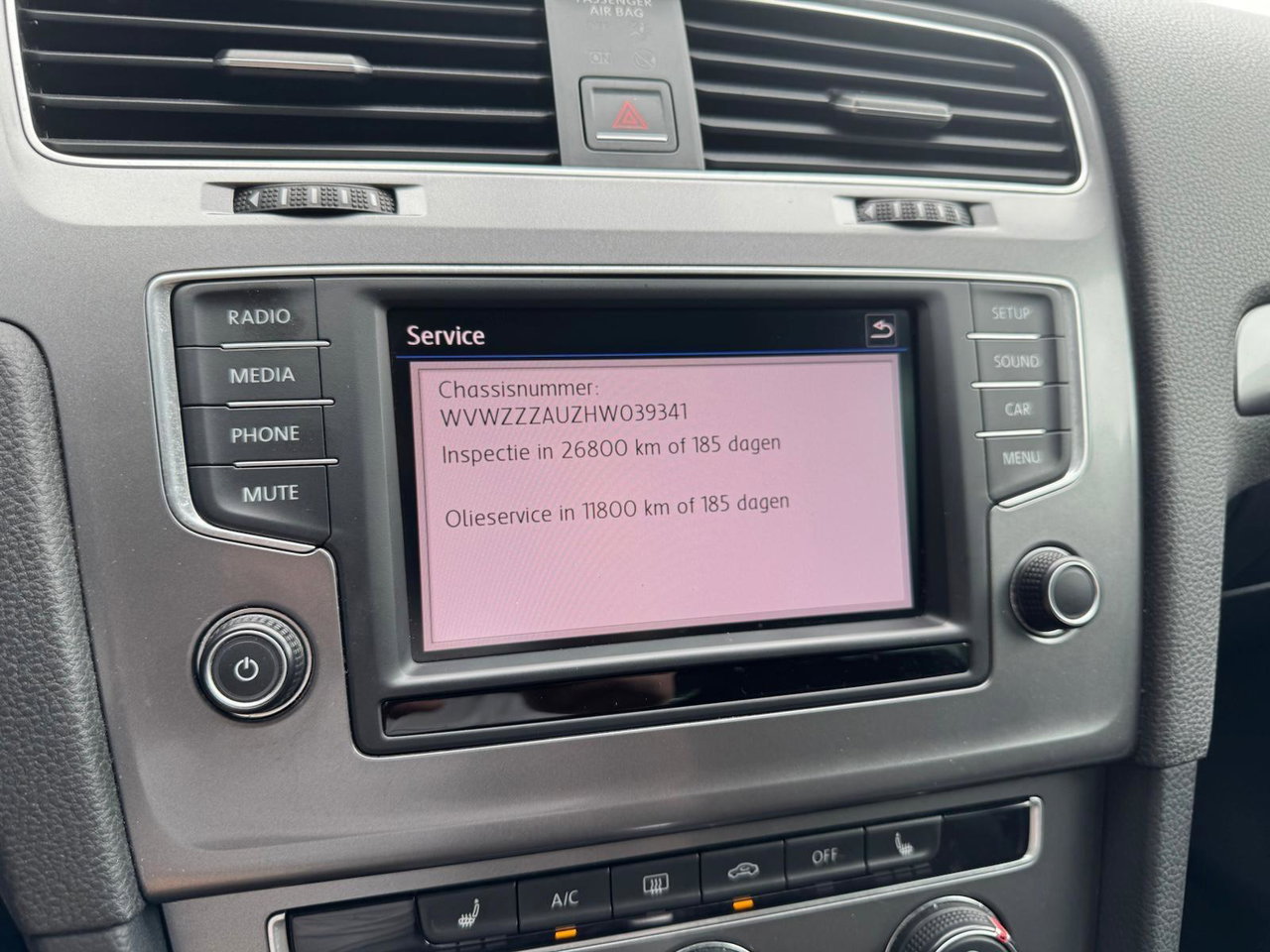 Volkswagen Golf
