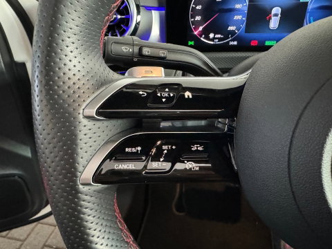 Mercedes-Benz A-Klasse 250 e AMG Pano|Memory|Keyless|360 Camera