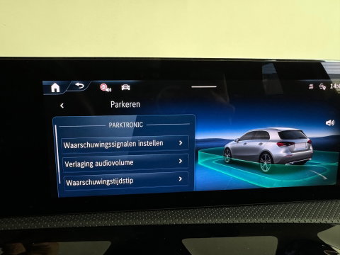 Mercedes-Benz A-Klasse 250 e AMG Pano|Memory|Keyless|360 Camera