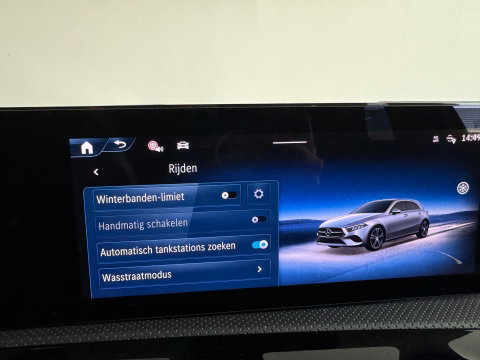 Mercedes-Benz A-Klasse 250 e AMG Pano|Memory|Keyless|360 Camera