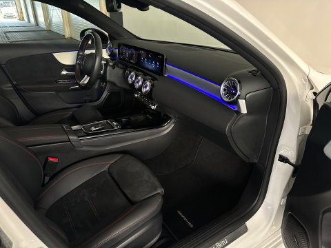 Mercedes-Benz A-Klasse 250 e AMG Pano|Memory|Keyless|360 Camera