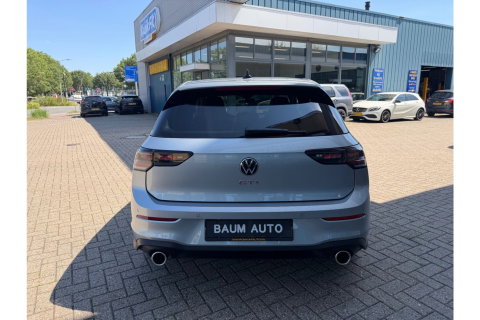 Volkswagen Golf 2.0 TSI GTI 265PK AUTOMAAT PANO NAVI CAMERA HEAD-UP LMV 19 INCH