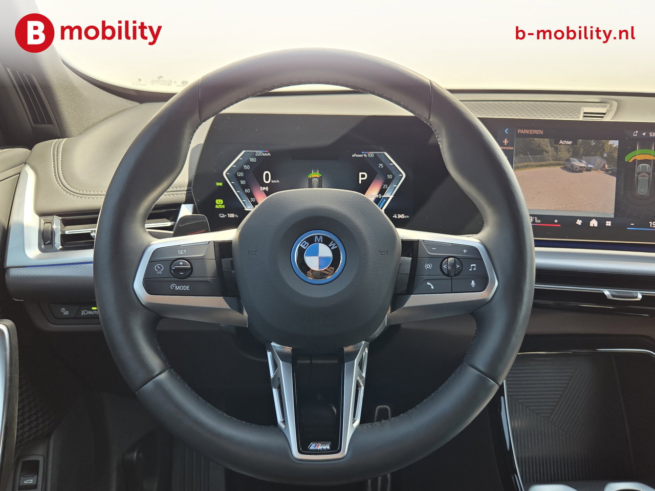BMW iX1