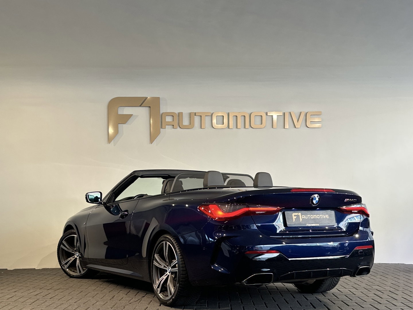 BMW 4 Serie Cabrio M440i xDrive High Executive H/K|HuD|BlindSpot|360 Camera|