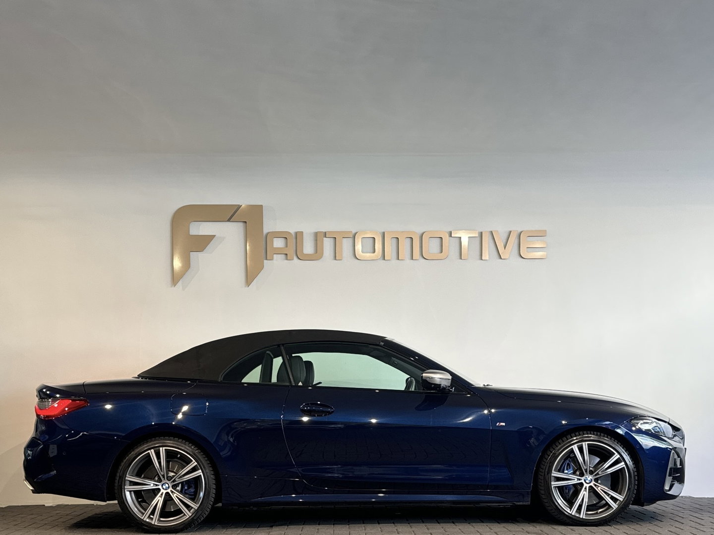 BMW 4 Serie Cabrio M440i xDrive High Executive H/K|HuD|BlindSpot|360 Camera|