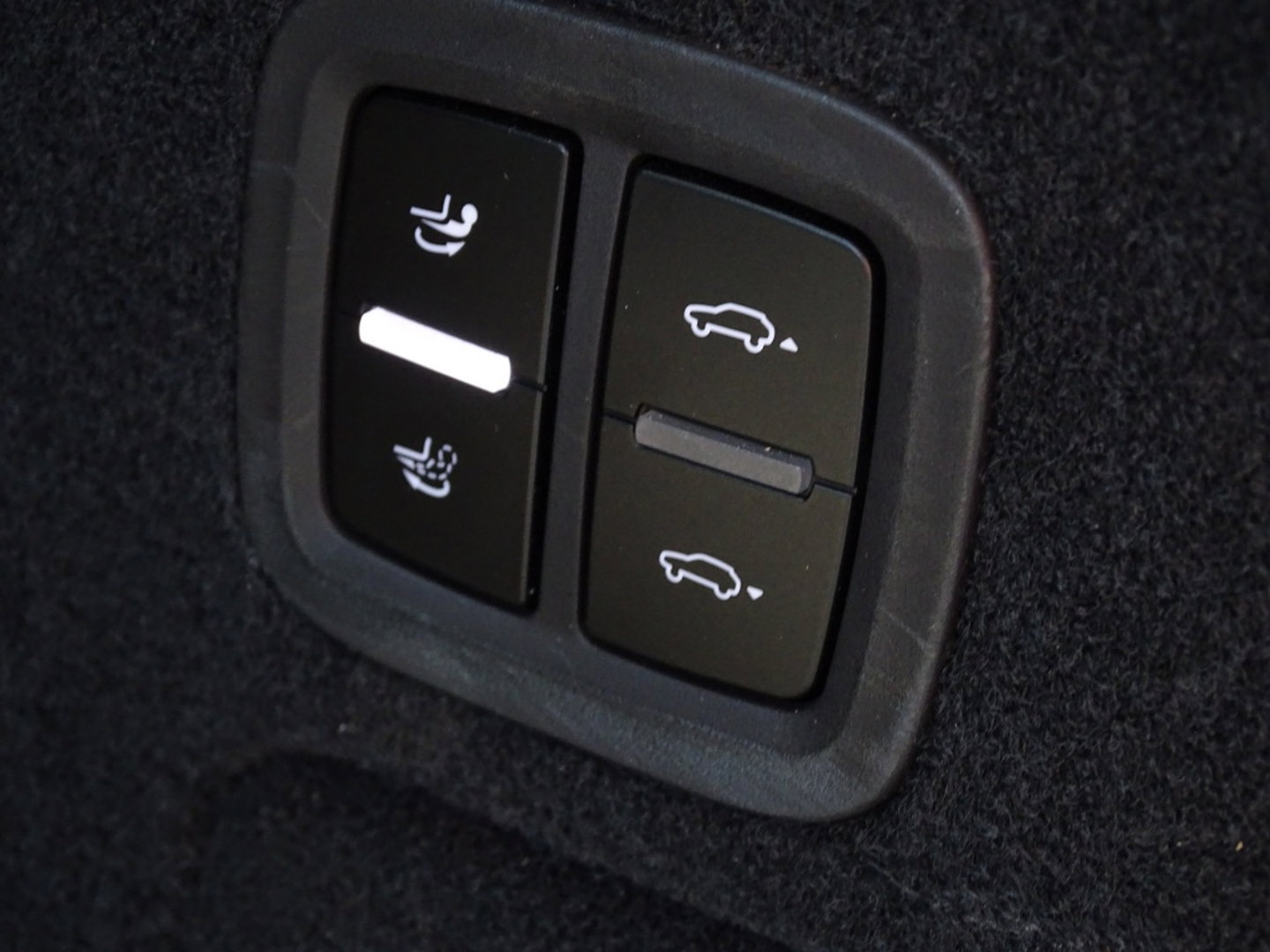 Porsche Cayenne Coupé 3.0 E-Hybrid 470PK / Sport Design / Bose / 2024 *NAP*