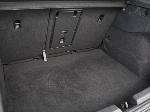 Volkswagen Id.3 Pro 58 kWh | SOH 94.5% | Panoramadak | Stuur/stoel verwarming | Adaptive cruise | 360 camera | Carplay | Massage stoelen | Climate control | Sfeerverlichting | Warmtepomp