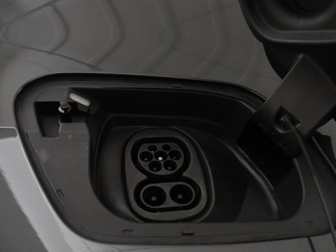 Volkswagen Id.3 Pro 58 kWh | SOH 94.5% | Panoramadak | Stuur/stoel verwarming | Adaptive cruise | 360 camera | Carplay | Massage stoelen | Climate control | Sfeerverlichting | Warmtepomp