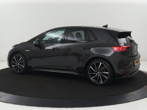 Volkswagen Id.3 Pro 58 kWh | SOH 94.5% | Panoramadak | Stuur/stoel verwarming | Adaptive cruise | 360 camera | Carplay | Massage stoelen | Climate control | Sfeerverlichting | Warmtepomp