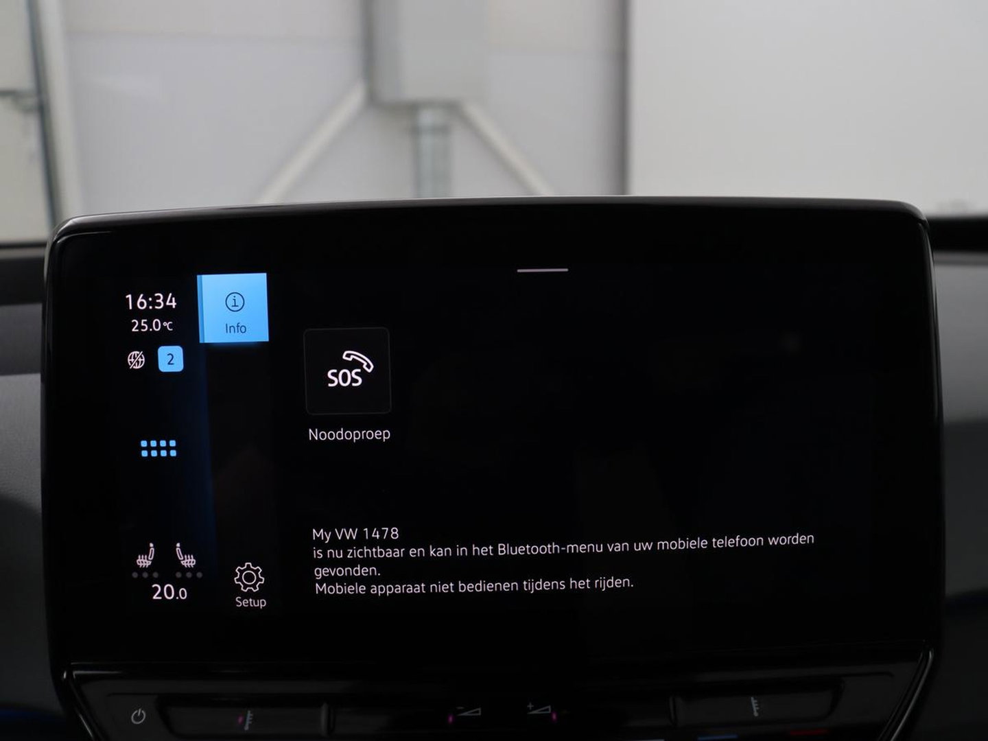 Volkswagen Id.3 Pro 58 kWh | SOH 94.5% | Panoramadak | Stuur/stoel verwarming | Adaptive cruise | 360 camera | Carplay | Massage stoelen | Climate control | Sfeerverlichting | Warmtepomp