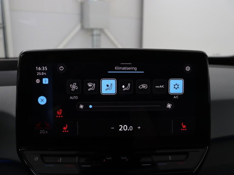 Volkswagen Id.3 Pro 58 kWh | SOH 94.5% | Panoramadak | Stuur/stoel verwarming | Adaptive cruise | 360 camera | Carplay | Massage stoelen | Climate control | Sfeerverlichting | Warmtepomp