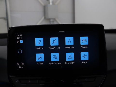 Volkswagen Id.3 Pro 58 kWh | SOH 94.5% | Panoramadak | Stuur/stoel verwarming | Adaptive cruise | 360 camera | Carplay | Massage stoelen | Climate control | Sfeerverlichting | Warmtepomp