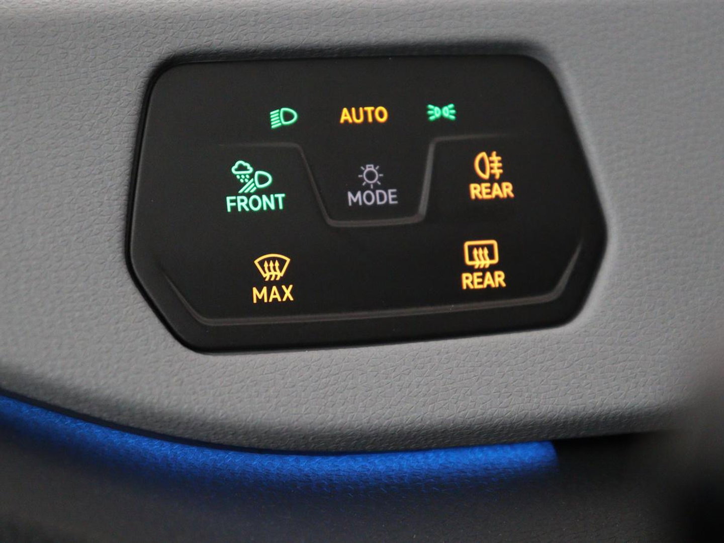 Volkswagen Id.3 Pro 58 kWh | SOH 94.5% | Panoramadak | Stuur/stoel verwarming | Adaptive cruise | 360 camera | Carplay | Massage stoelen | Climate control | Sfeerverlichting | Warmtepomp