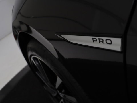 Volkswagen Id.3 Pro 58 kWh | SOH 94.5% | Panoramadak | Stuur/stoel verwarming | Adaptive cruise | 360 camera | Carplay | Massage stoelen | Climate control | Sfeerverlichting | Warmtepomp