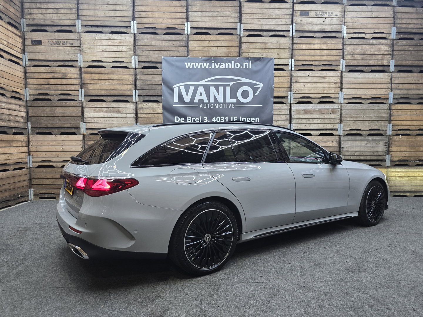 Mercedes-Benz E-Klasse Estate 300 e Exclusive Line AMG HUD 360 Pano Luchtv LED Leder Hyper 20"LM