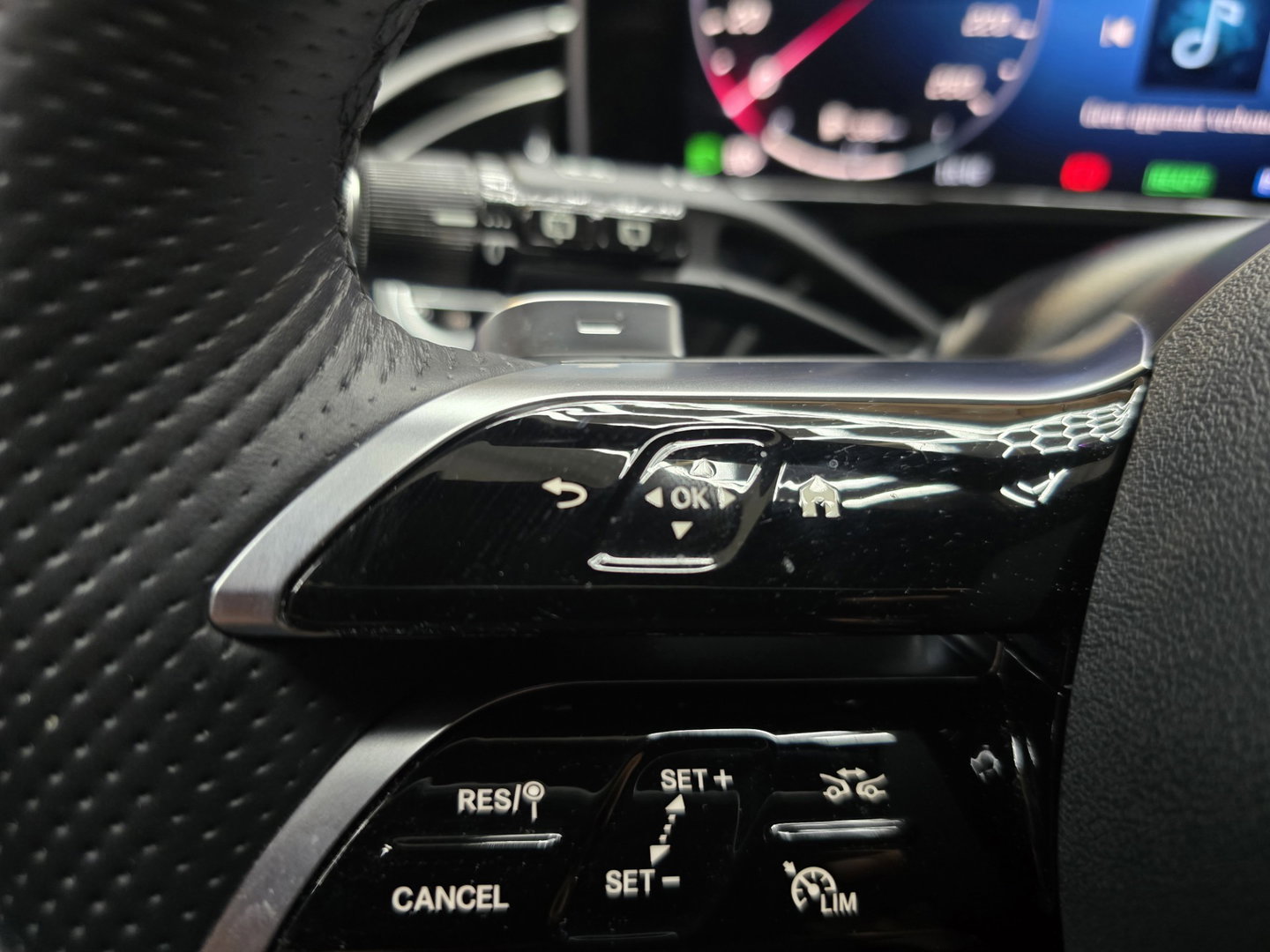 Mercedes-Benz E-Klasse Estate 300 e Exclusive Line AMG HUD 360 Pano Luchtv LED Leder Hyper 20"LM