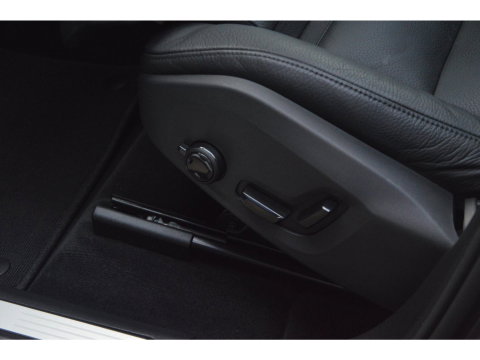 Volvo XC60 T6 Hybride AWD Plus Dark | 360° Camera | Harman/Kardon | Panoramadak | Stoel + Stuur Verwarmd | Apple CarPlay |
