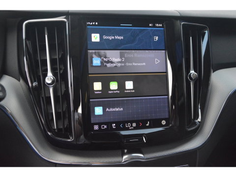 Volvo XC60 T6 Hybride AWD Plus Dark | 360° Camera | Harman/Kardon | Panoramadak | Stoel + Stuur Verwarmd | Apple CarPlay |