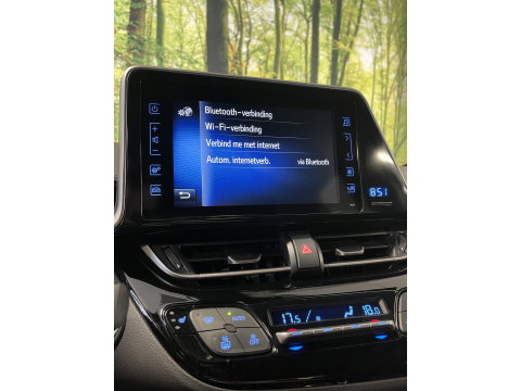 Toyota C-HR 1.8 Hybrid Dynamic | Airconditioning | Bluetooth | Cruise control | Hybride | DAB+ | Achteruitrijcamera |