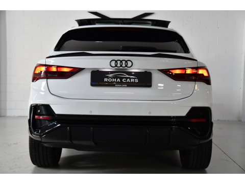 Audi Q3 Sportback 45 TFSI e S-Line PHEV, Pano, Maxton